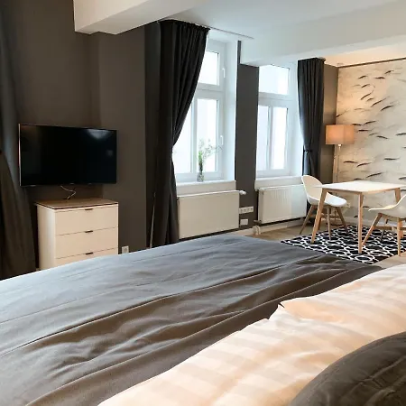 Apartment Living Boardinghouse *