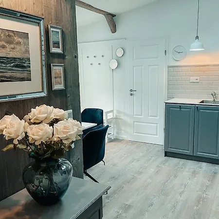 Living Boardinghouse *