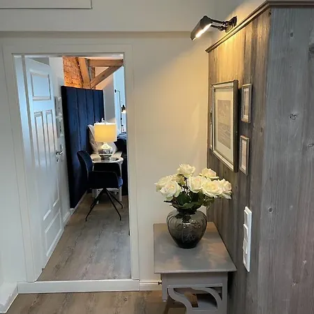 Living Boardinghouse *