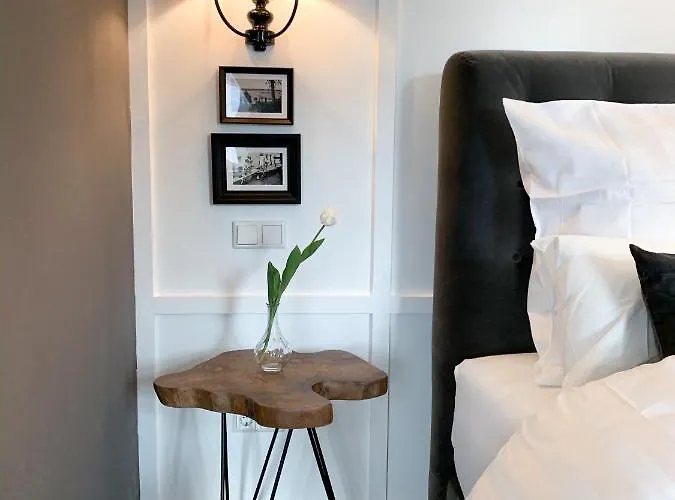 Living Boardinghouse Apartment *